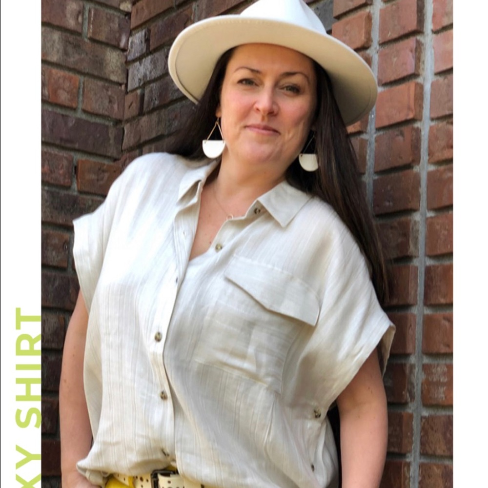 Cabi Boxy Shirt Spring 2021 New Arrivals #5951 Size M